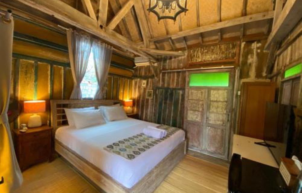 Magnolia  Cabin  at Wooden Cabin in Jimbaran Picture